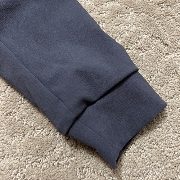 The North Face Women’s Two-Tone Purple Fleece-Lined Jacket - Picture 2 of 9